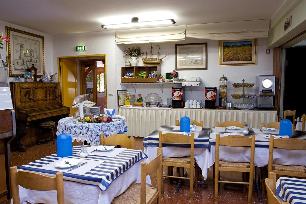 Hotel Da Angelo Assisi Esterno foto