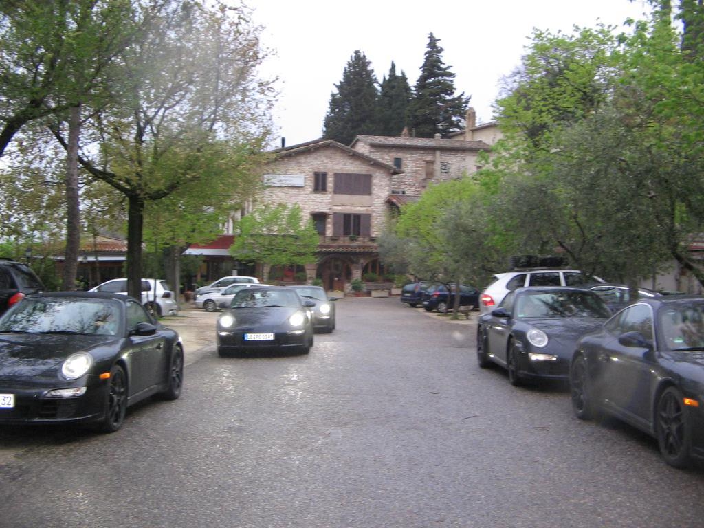 Hotel Da Angelo Assisi Esterno foto