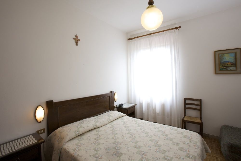 Hotel Da Angelo Assisi Esterno foto