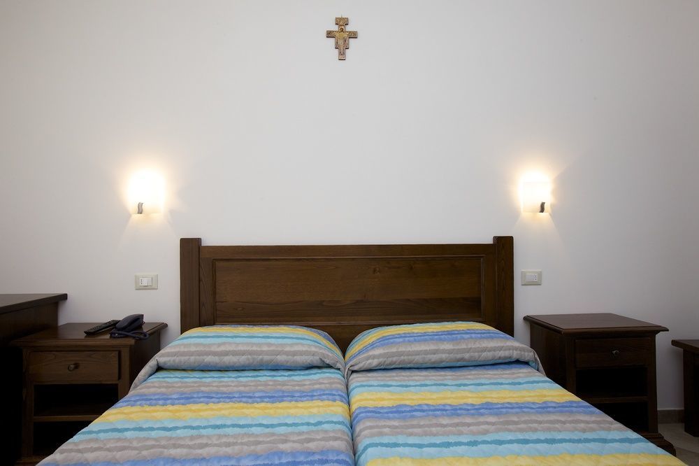 Hotel Da Angelo Assisi Esterno foto